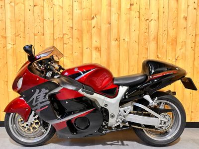 SUZUKI GSX-R 1300 HAYABUSA – foto 4