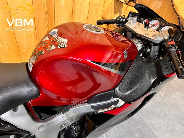 suzuki - gsx-r-1300-hayabusa