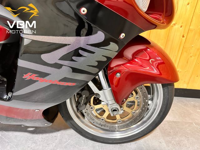 suzuki - gsx-r-1300-hayabusa