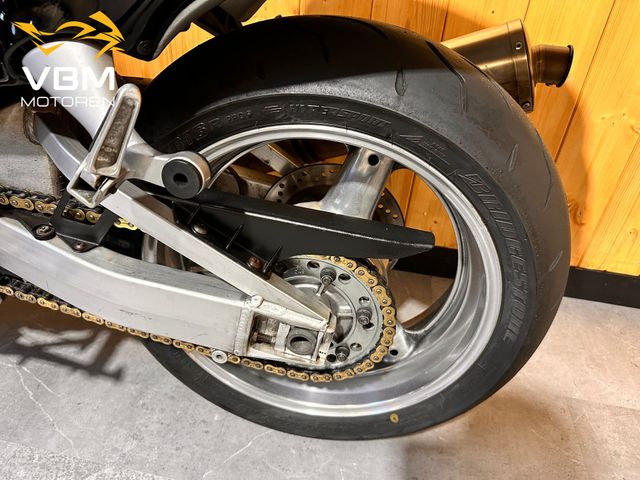 suzuki - gsx-r-1300-hayabusa