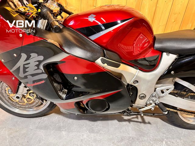 suzuki - gsx-r-1300-hayabusa