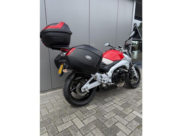 suzuki - gsr-600