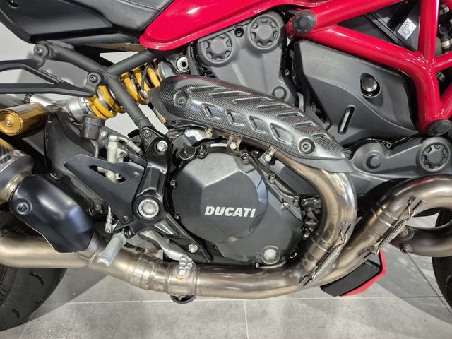 ducati - monster-1200-r