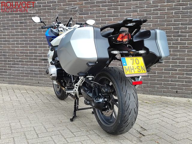 bmw - r-1200-rs
