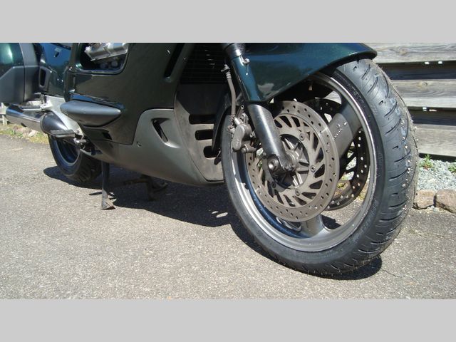 honda - st-1100-pan-european