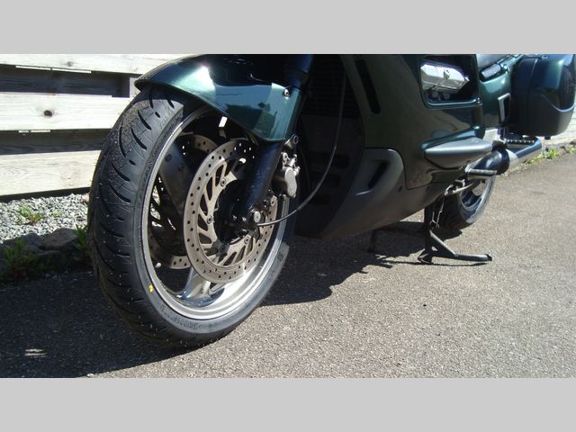honda - st-1100-pan-european