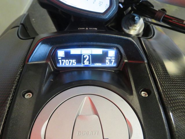 ducati - diavel-carbon