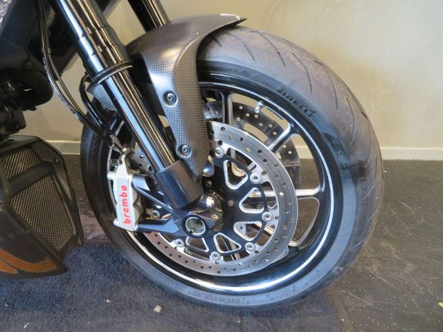 ducati - diavel-carbon