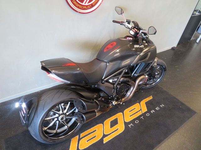 ducati - diavel-carbon