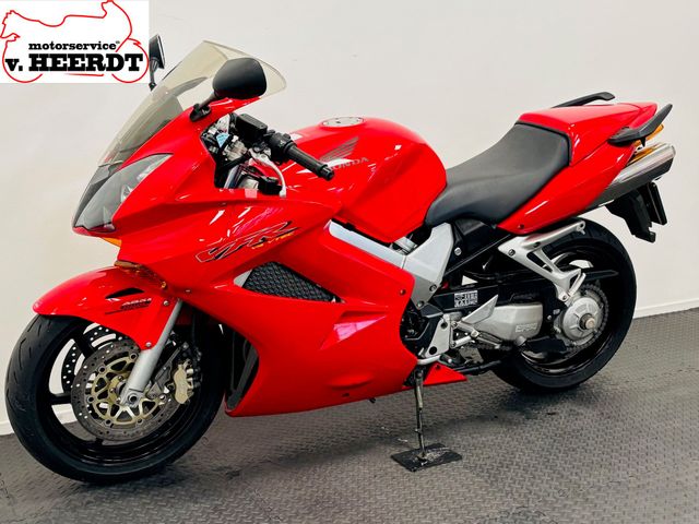 honda - vfr-800-fi-vtec-abs