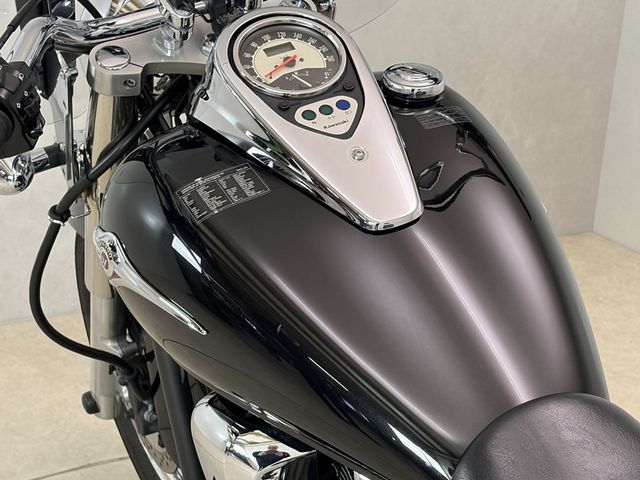 kawasaki - vn-900-classic
