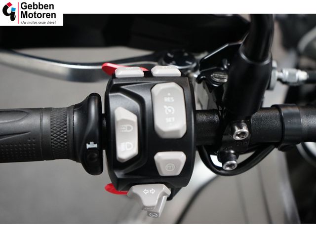 triumph - tiger-800-xrt