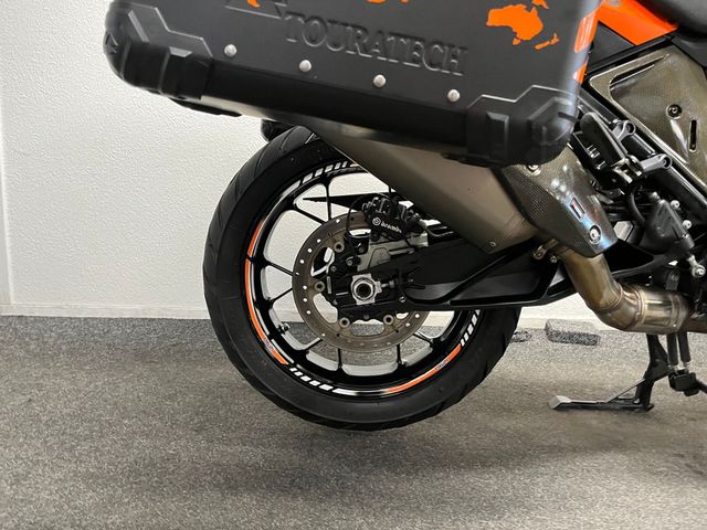 ktm - 1290-super-adventure-s