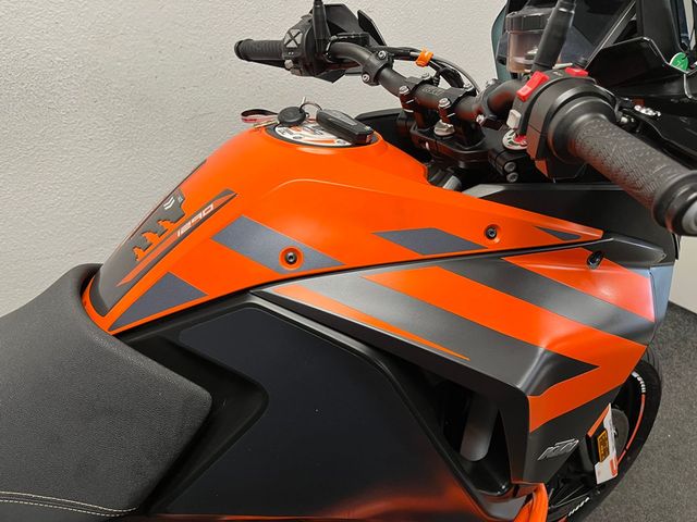 ktm - 1290-super-adventure-s