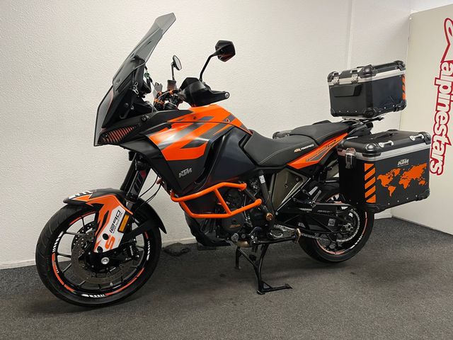 ktm - 1290-super-adventure-s