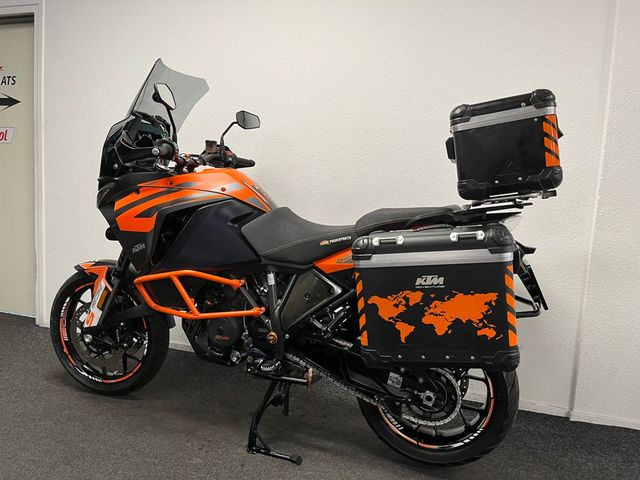 ktm - 1290-super-adventure-s