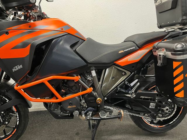 ktm - 1290-super-adventure-s