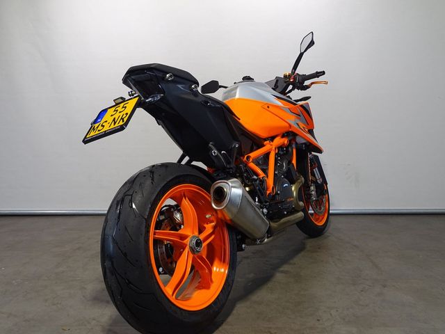 ktm - 1290-super-duke-r