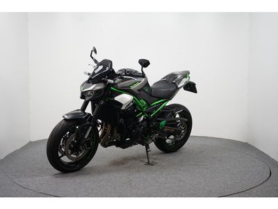 KAWASAKI Z900 – foto 4