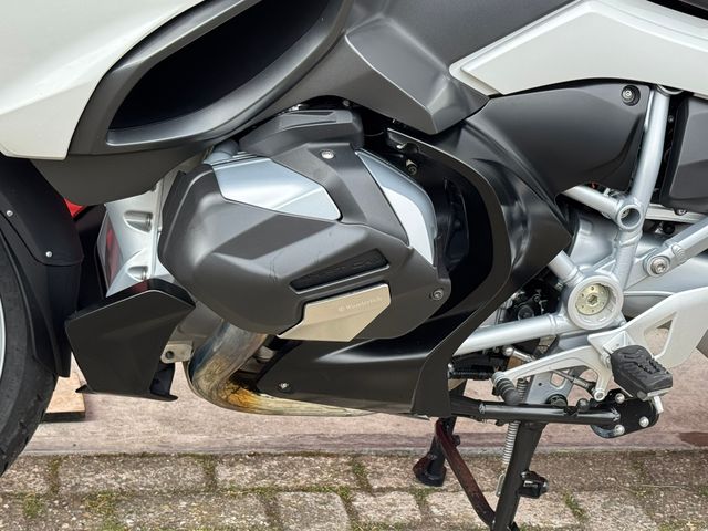 bmw - r-1250-rt