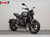 TRIUMPH TRIDENT 660