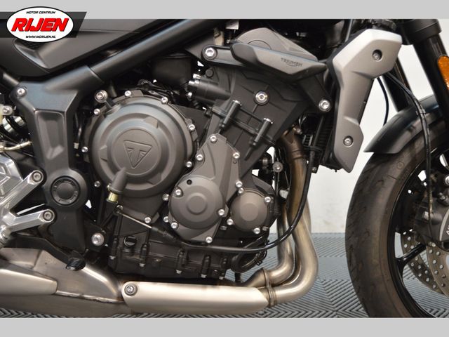 triumph - trident-660