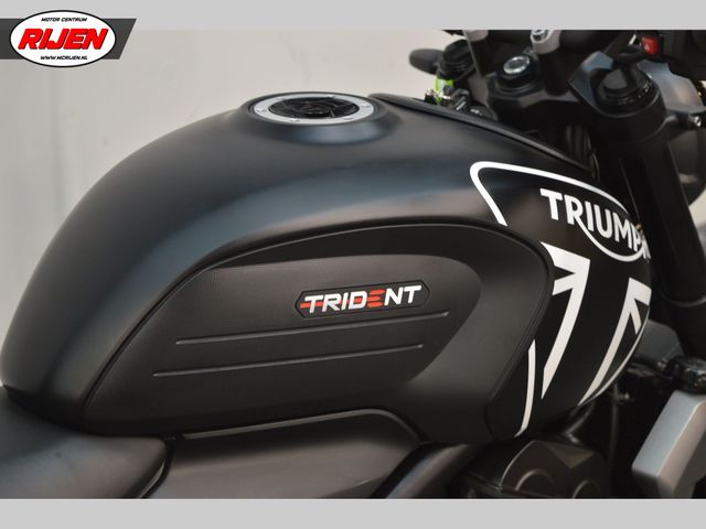 triumph - trident-660