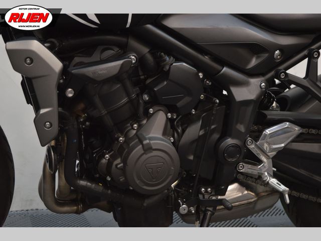 triumph - trident-660