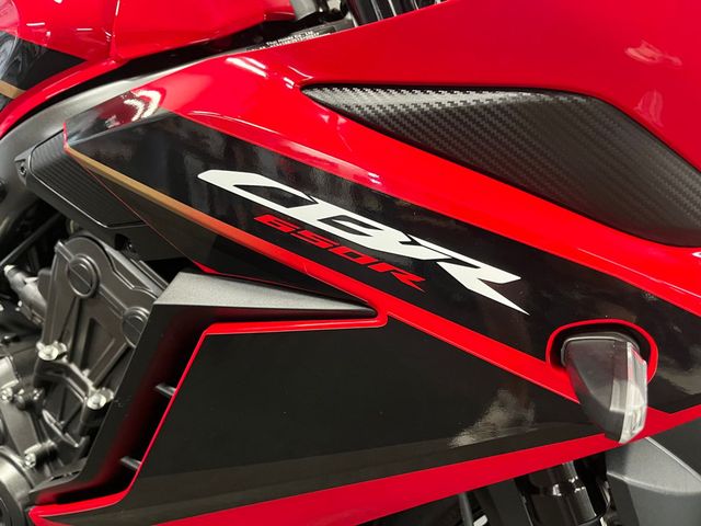 honda - cbr-650-r