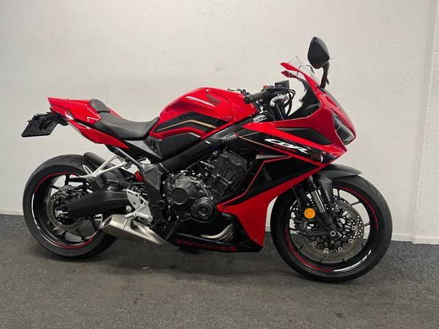honda - cbr-650-r