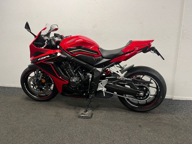 honda - cbr-650-r