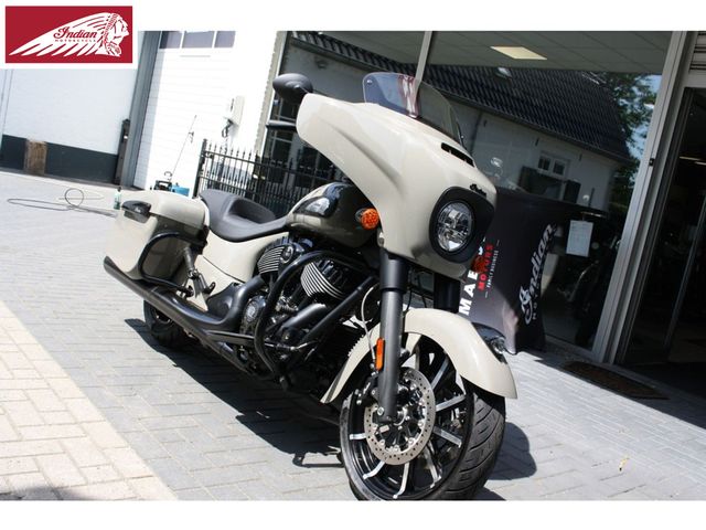 indian - chieftain-dark-horse