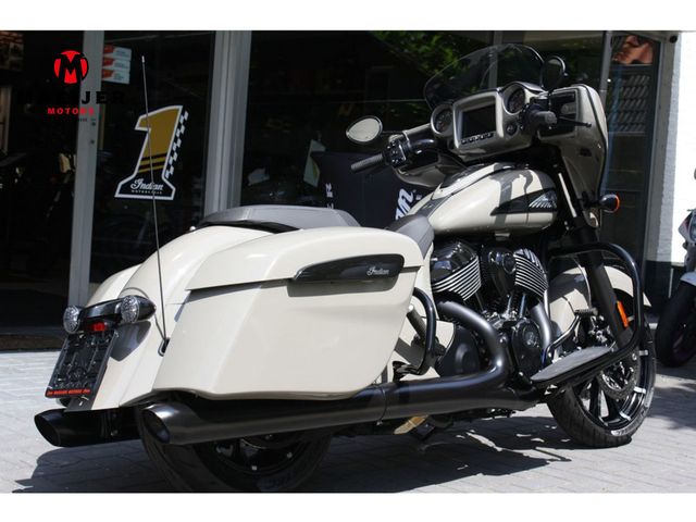 indian - chieftain-dark-horse