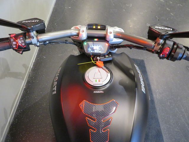 ducati - xdiavel