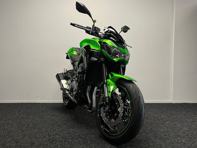 kawasaki - z900