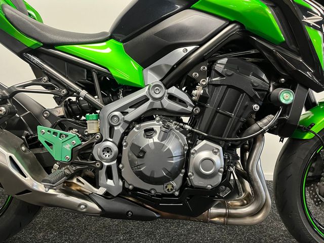 kawasaki - z900