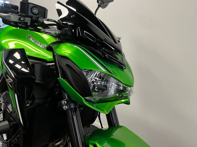 kawasaki - z900