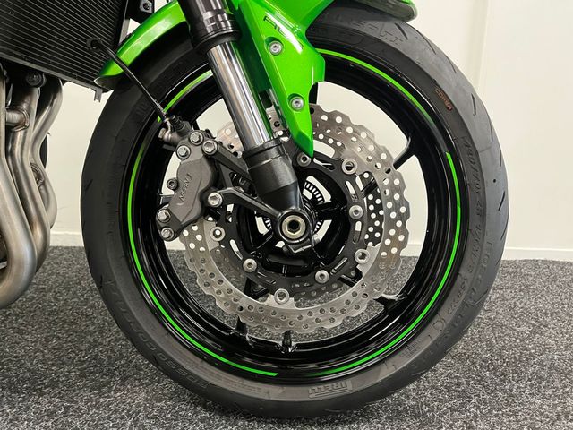 kawasaki - z900
