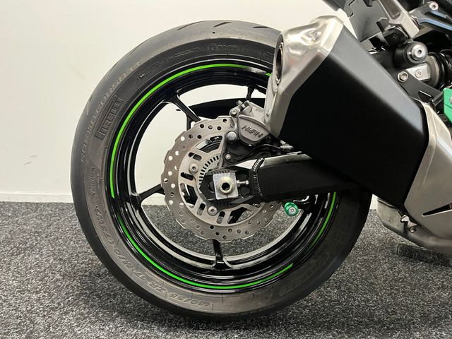 kawasaki - z900