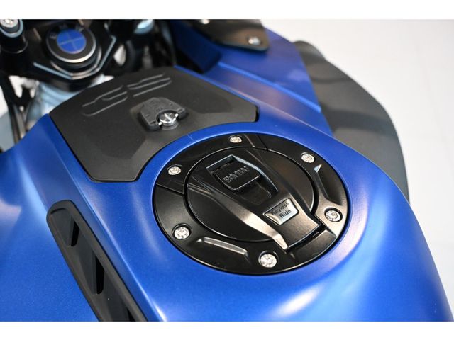 bmw - r-1250-gs-adventure