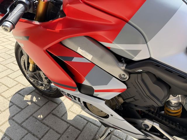 ducati - panigale-v4-s-corse