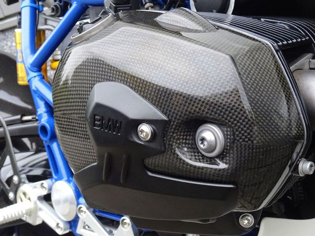 bmw - hp-2-sport