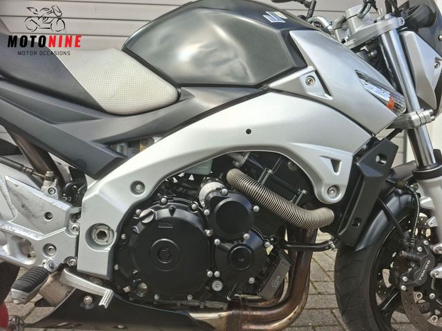 suzuki - gsr-600