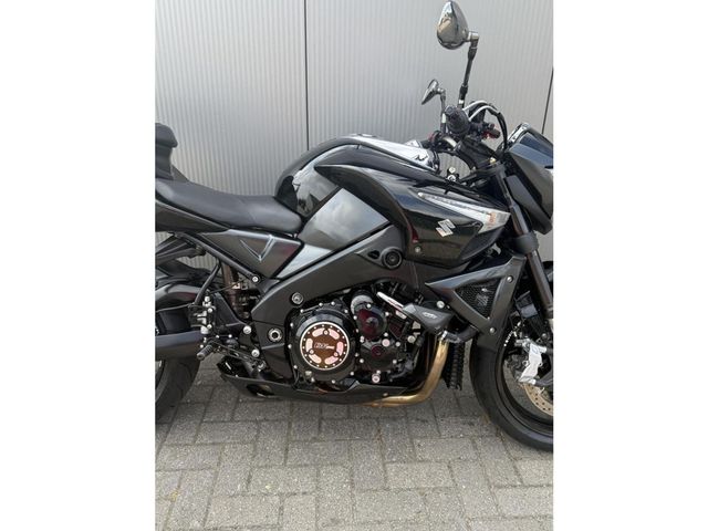 suzuki - b-king-1300