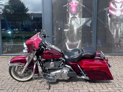 HARLEY-DAVIDSON ROAD KING CLASSIC FLHRC – foto 2