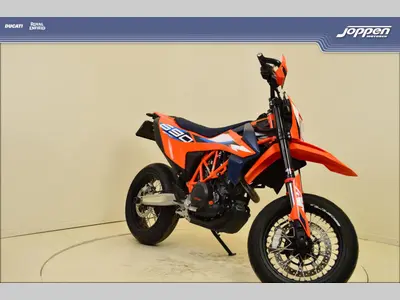 KTM 690 SMC R – foto 2