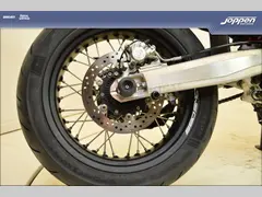 KTM 690 smc r 2024 occasion – foto 11 van 22
