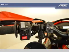KTM 690 smc r 2024 occasion – foto 17 van 22