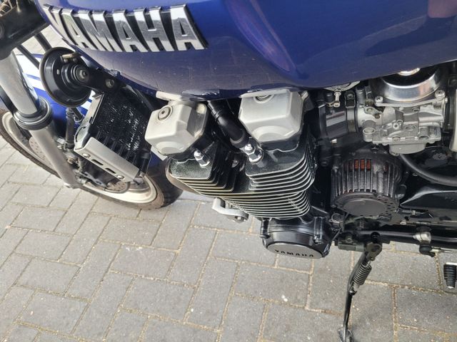 yamaha - xjr-1300