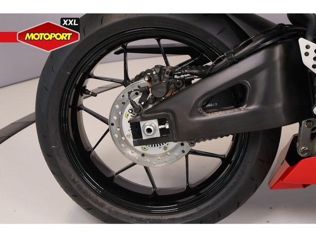 honda - cbr-600-rr